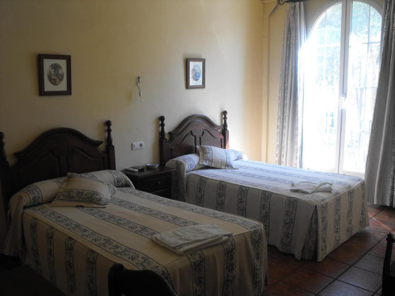 Hotel Hostal Nicol's Luque Esterno foto